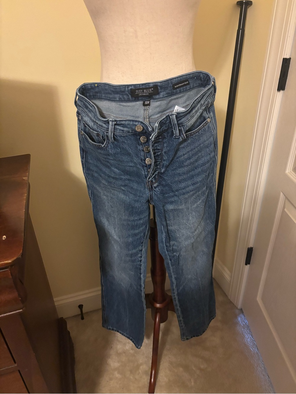 Judy Blue Brand Women's Blue Button-Fly Jeans fit like size 10